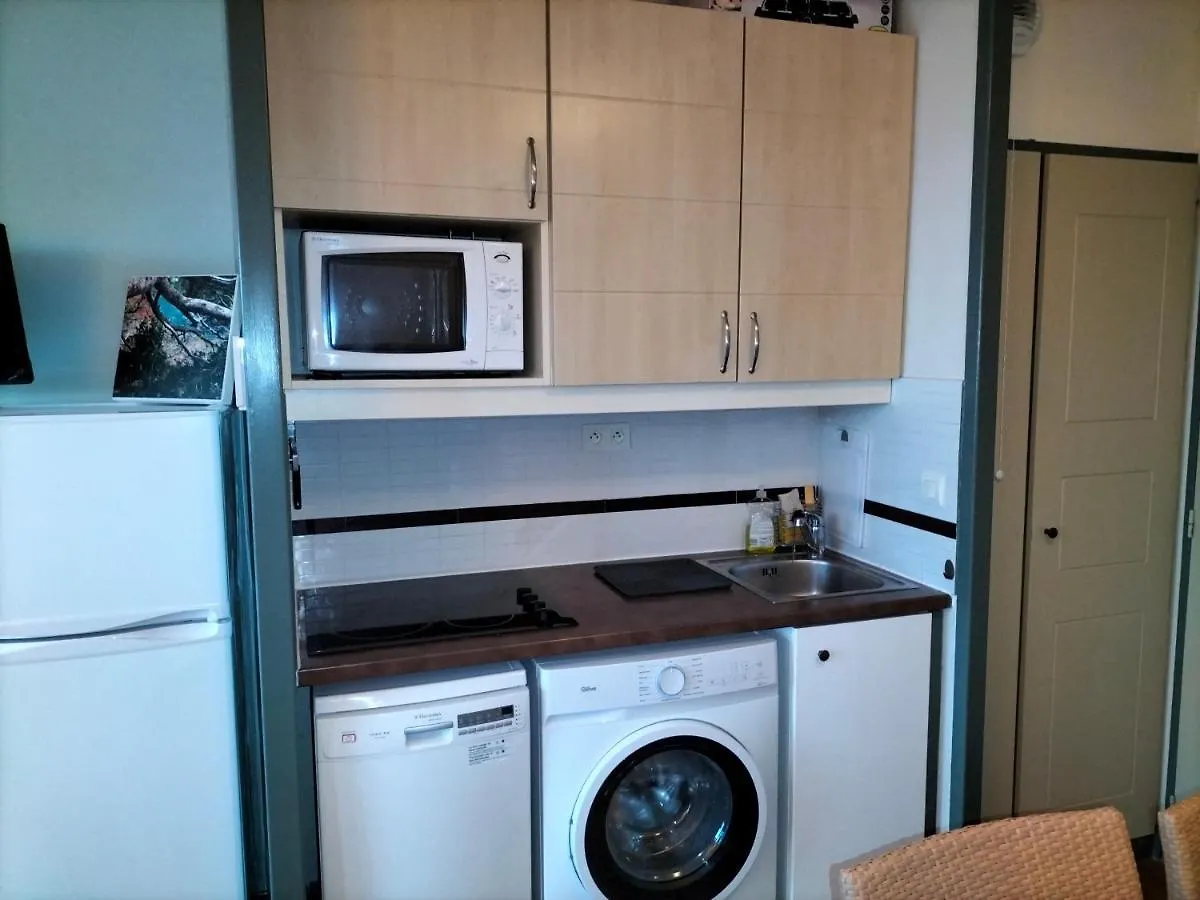 Saint-Raphaël Superbe Appartement Avec Vue Mer Et Piscine 0*,  צרפת